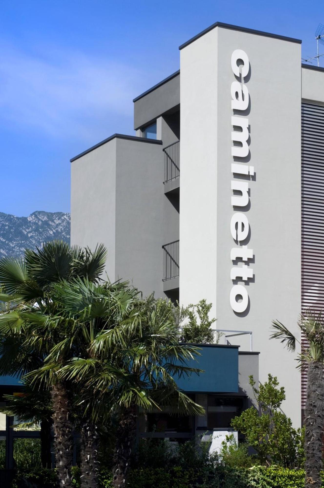 Albergo Al Caminetto Torbole Sul Garda Exterior foto